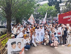 Sahabat Arum turut serta acara pendaftaran capres dan cawapres Prabowo Subianto di KPU.